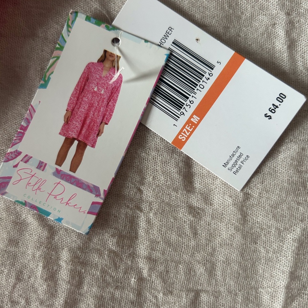 Dress - Picture 5 of 5